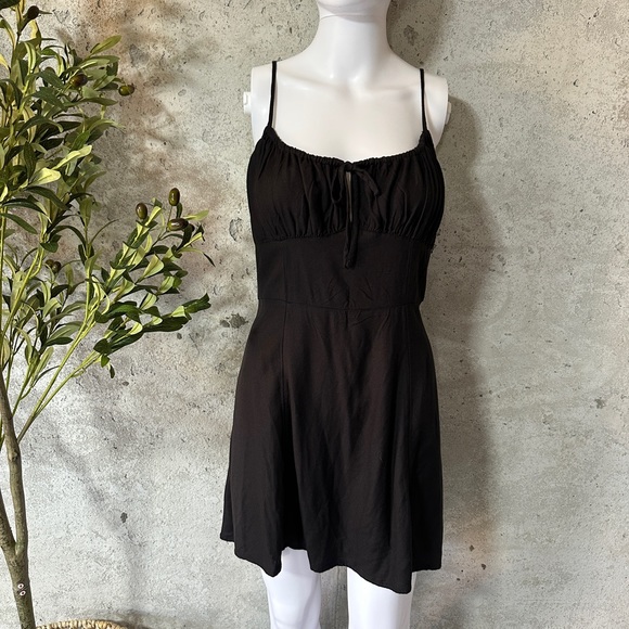 Sold UO BDG urban outfitters Kamaryn Mini Dress - Picture 4 of 8